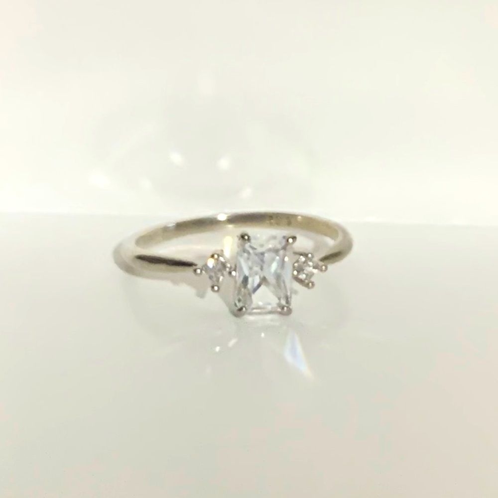 Charmed aroma ring